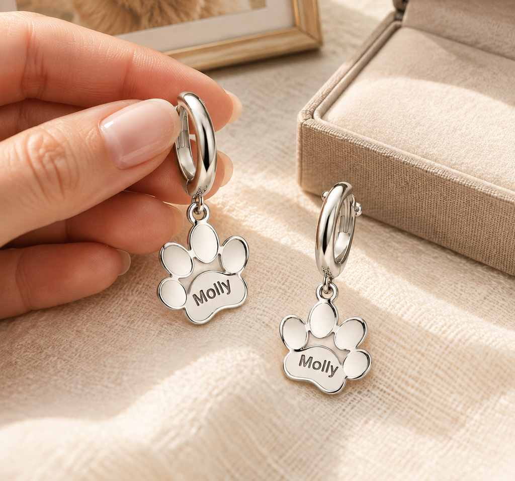 A Keepsake to Keep Close: Meaningful Gifts for Pet Lovers